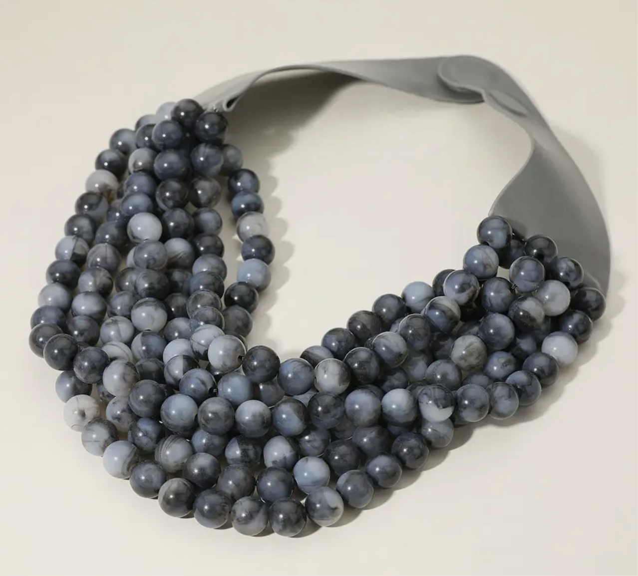 Chunky Acrylic Beaded Multi Layered Faux Leather Necklace_BlackGrey Stone