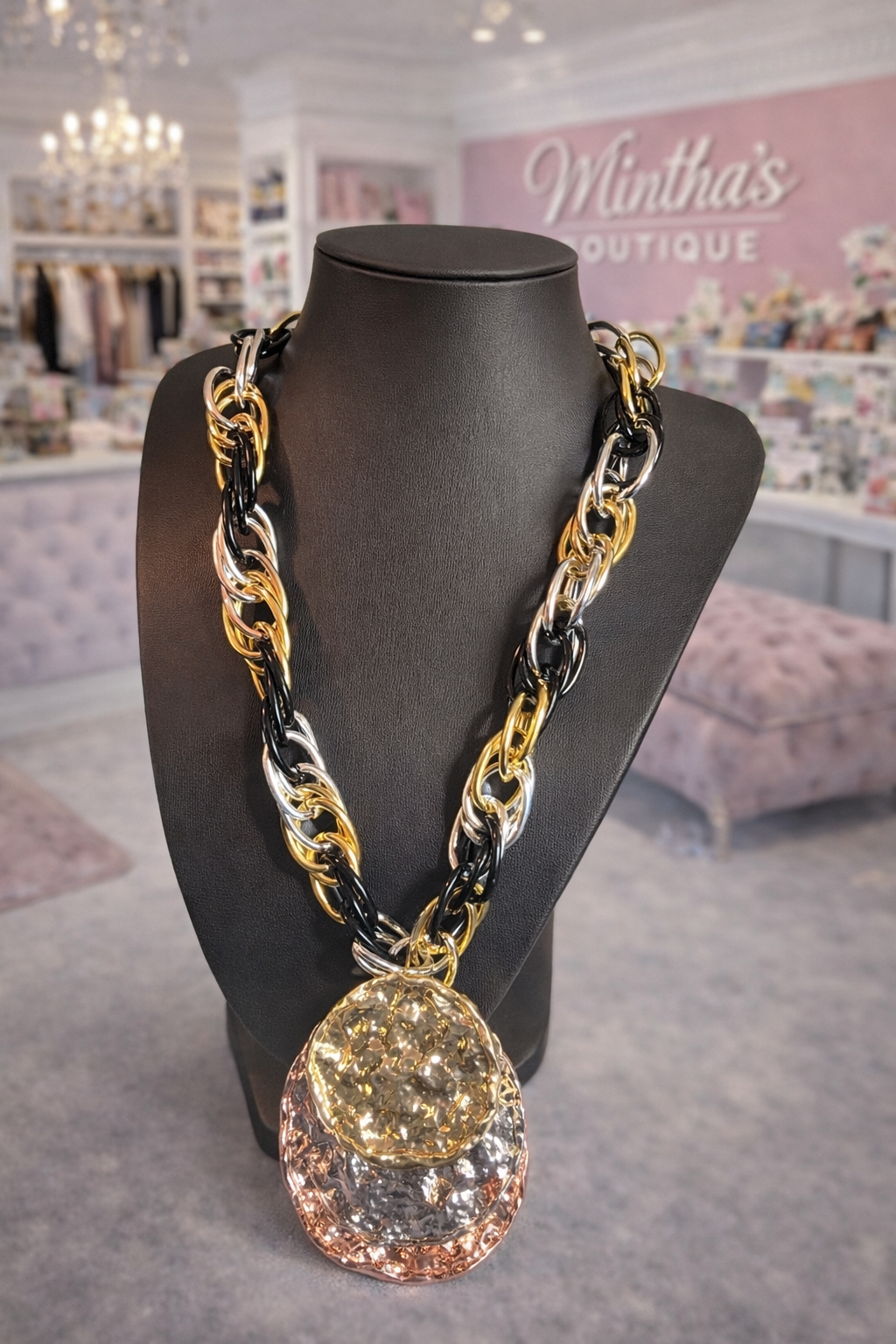 Mixed Metal  Chunky Pendent Necklace